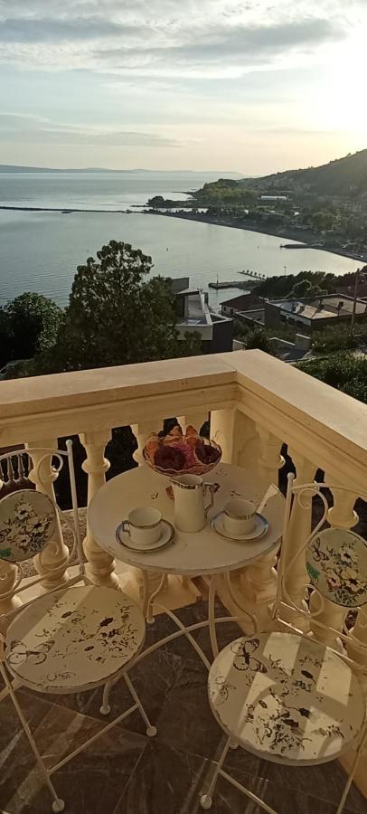 Apartman Stipan Omiš Zewnętrze zdjęcie